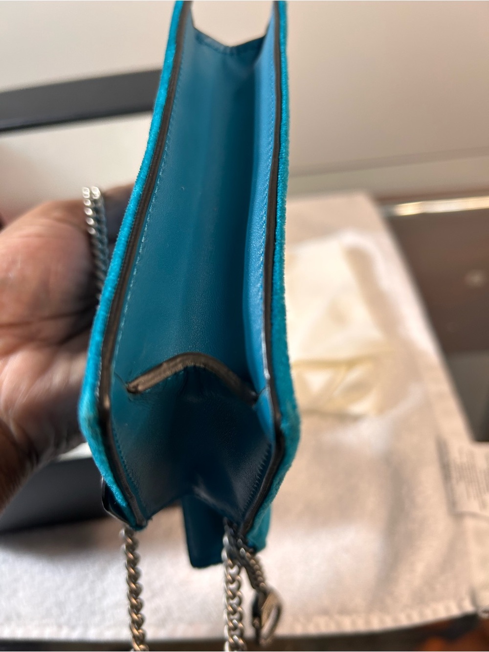 Authentic Gucci Teal Velvet Dionysus Chain Crossbody Bag - Picture 12 of 14